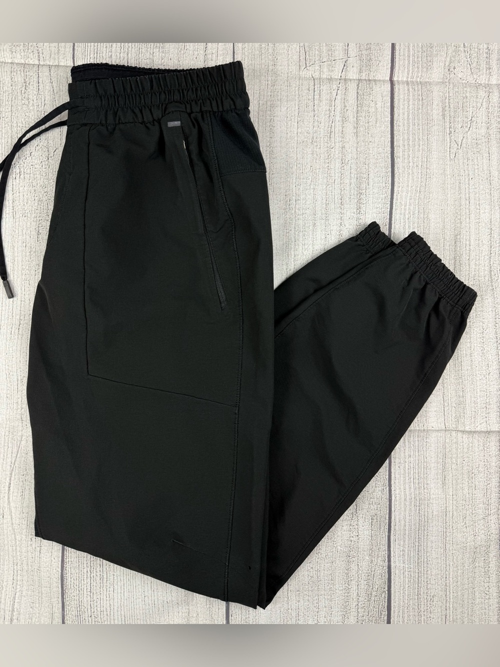 VGC! Lululemon License To Train Jogger Pant LM5AEGS Black Sz Medium